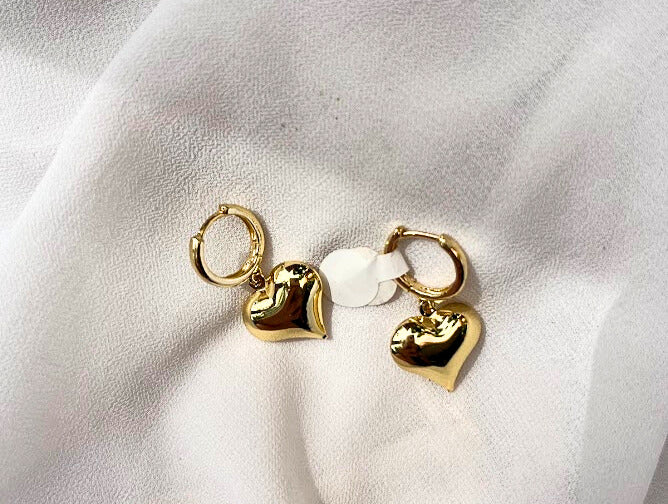 ARETES GOLGANTE CORAZON