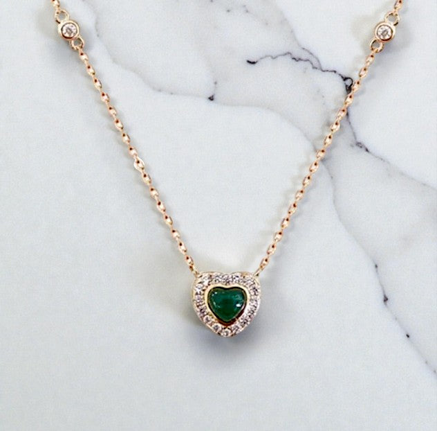 COLLAR CORAZON VERDE