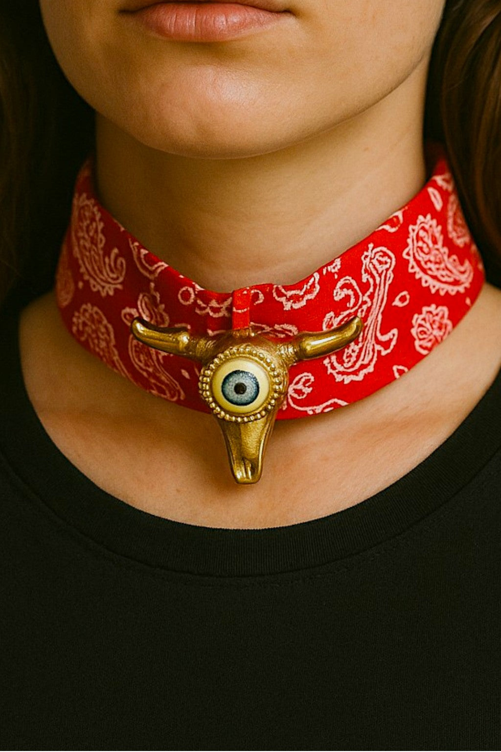 CHOKER OJO TORO