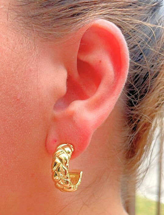 ARRACADAS MEDIO CIRCULO TRENZA