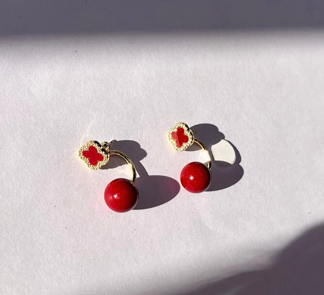 ARETES TREBOL ROJO
