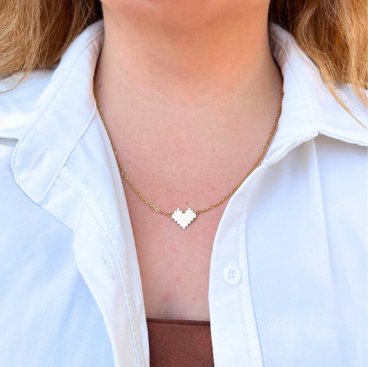 COLLAR CORAZON CUADRADOS